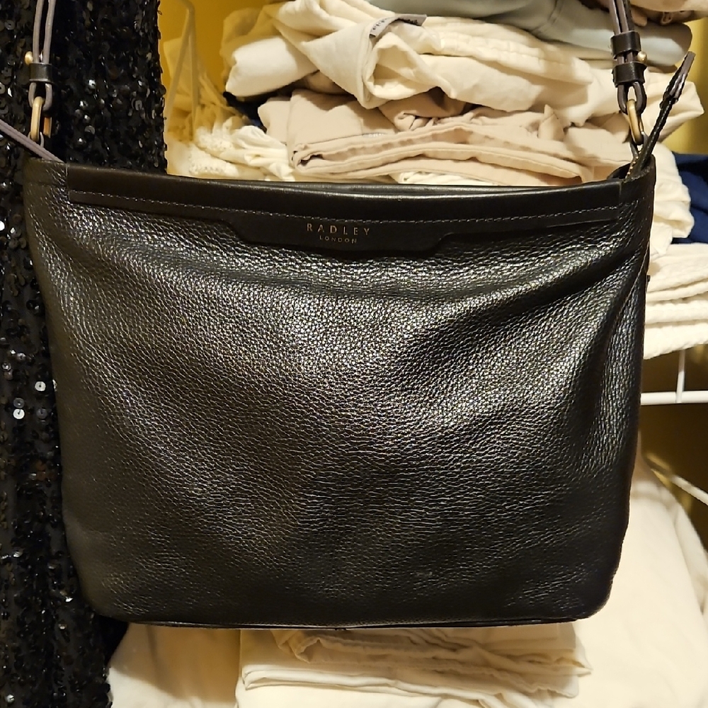Radley London Black Leather Women's Bag